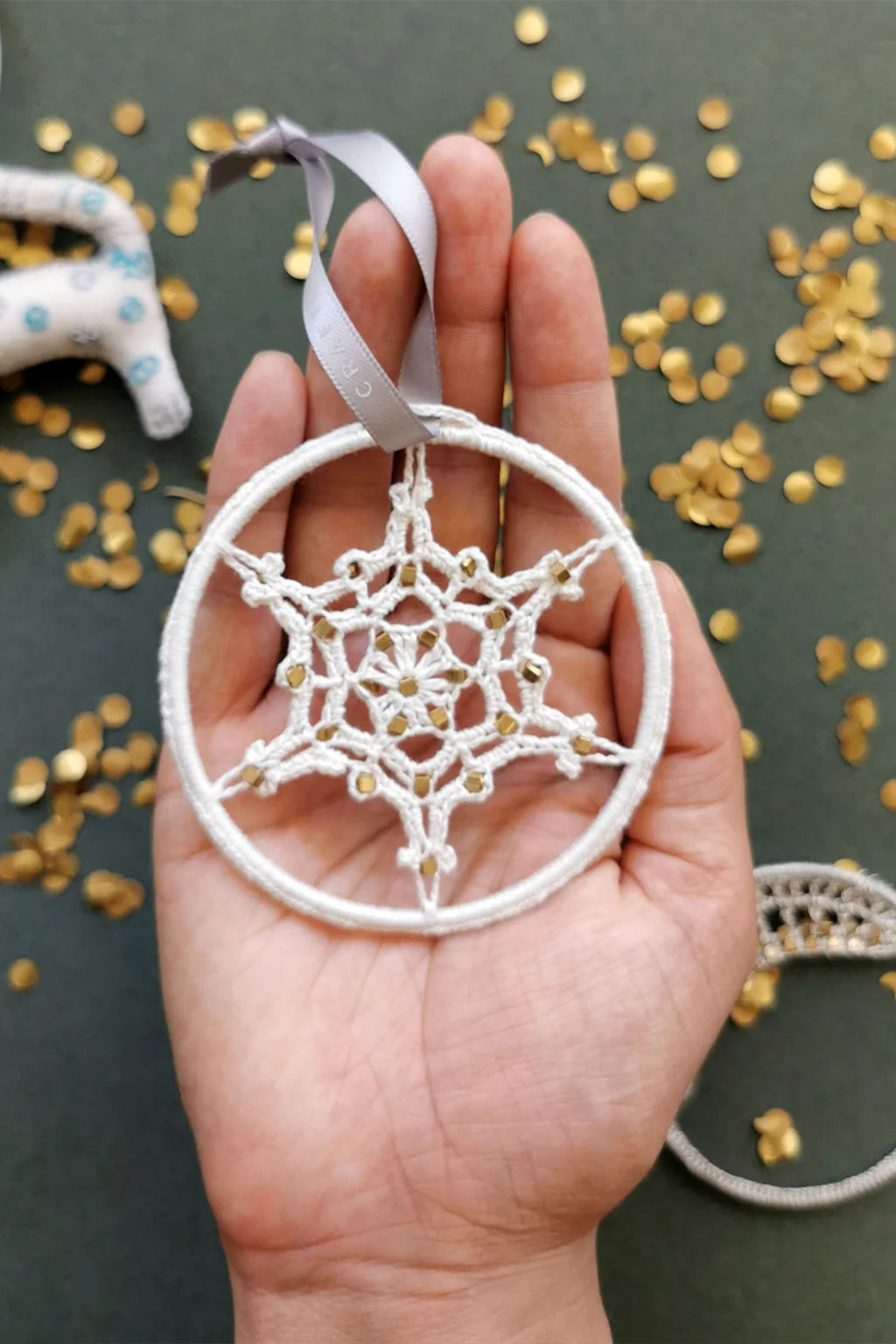 MADE51 Eternal Snowflake Ornament, Crafted by Afghan refugees living in India