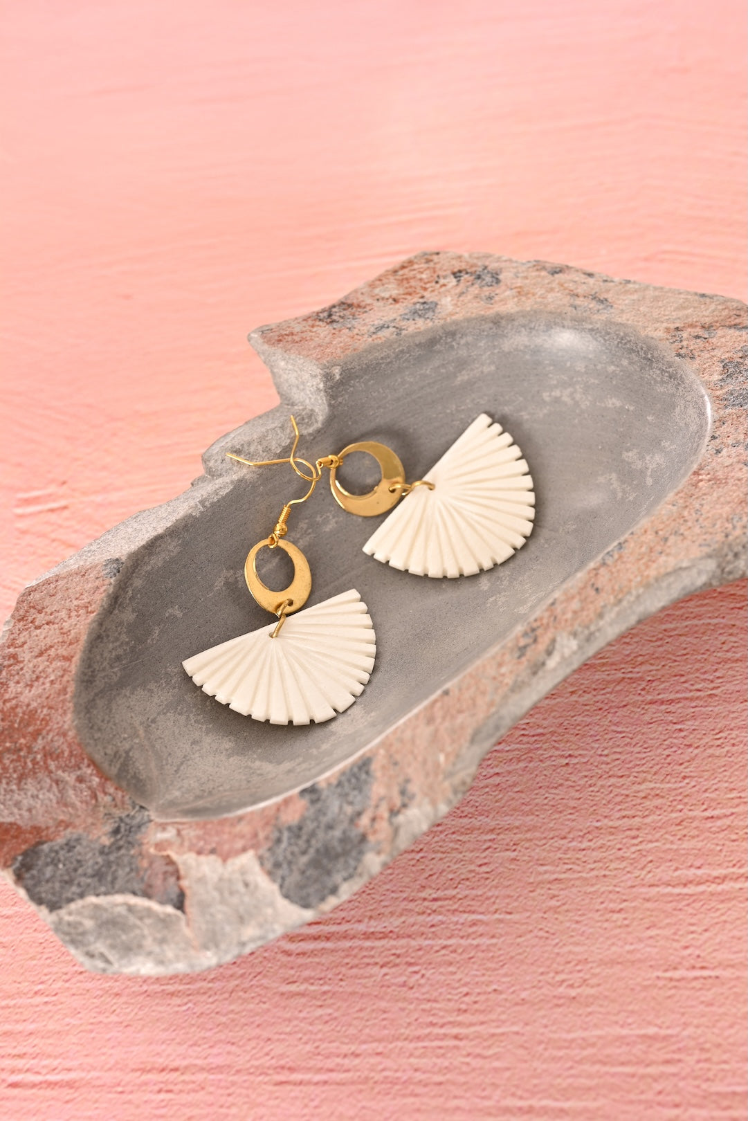 Kenyan Cow Bone Deco Fan Earrings