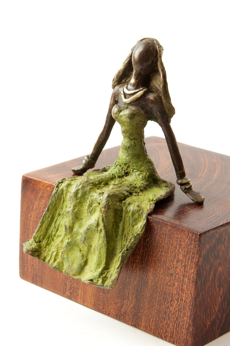 <i>Seated Beauty</i> Burkina Bronze Sculpture