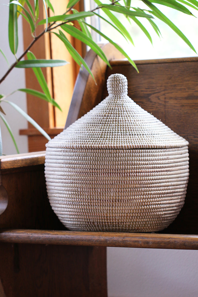 Lidded White Warming Basket Default Title