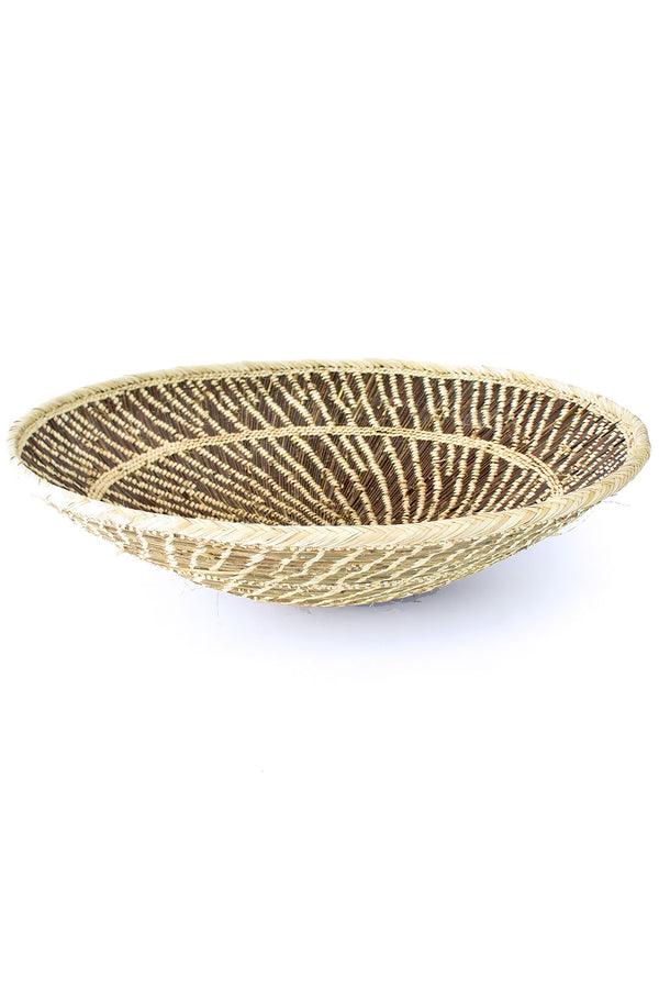 Large BaTonga All-Natural Plateau Basket with Sun Pattern